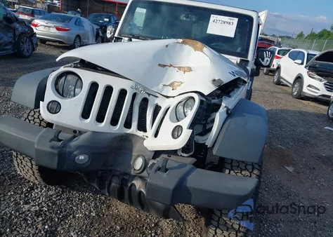 2014 Jeep Wrangler Unlimited Sport из США, поврежденный, VIN 1C4BJWDG0EL315676